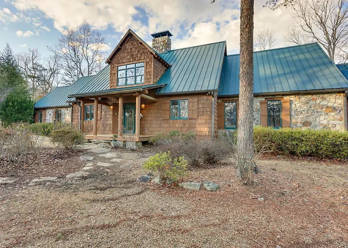 Lakefront Custom-Built Mentone Home: Game Room!
