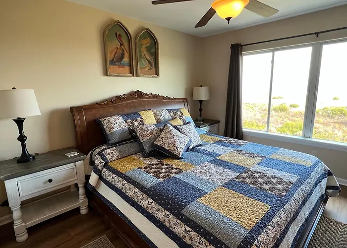 Oceanfront K Building!! Incredible Views. Steps From The Beach