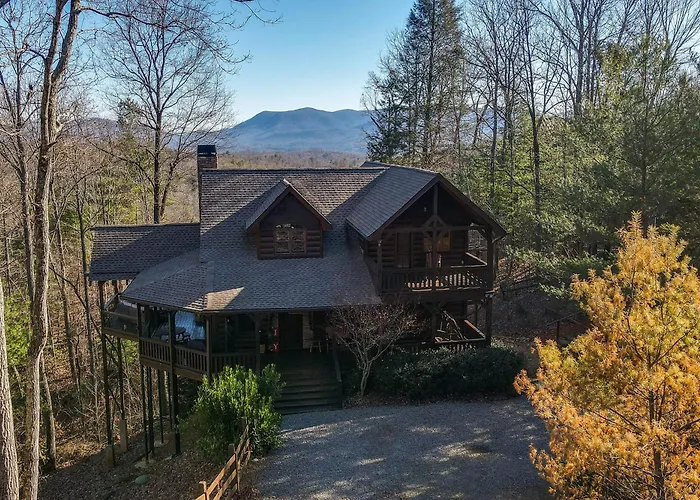 Ellijay Hideaway W/ Hot Tub, Views & Game Room!