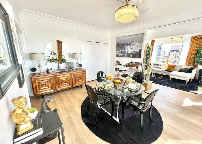 Your Penthouse Ocean View With City Lights And Queen Mary Too