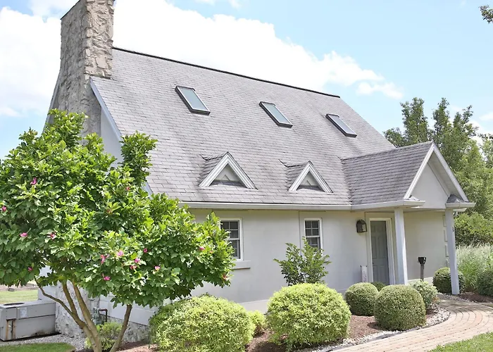 Premier Cottages By Amish Country Lodging