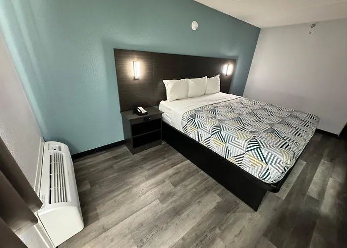 Studio 6 Suites East Syracuse Airport