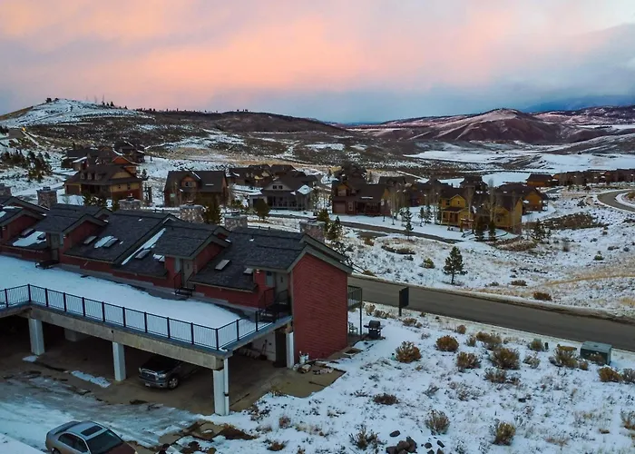 Mtn View Granby Condo W/ In-Unit Hot Tub!