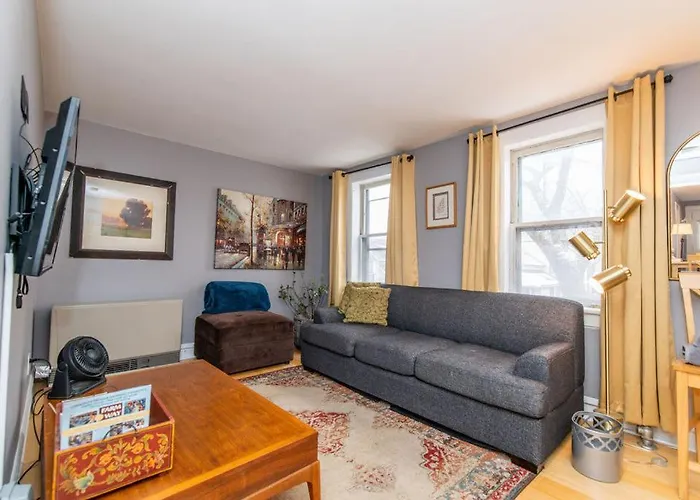 Perfectly Located Private Apartment
