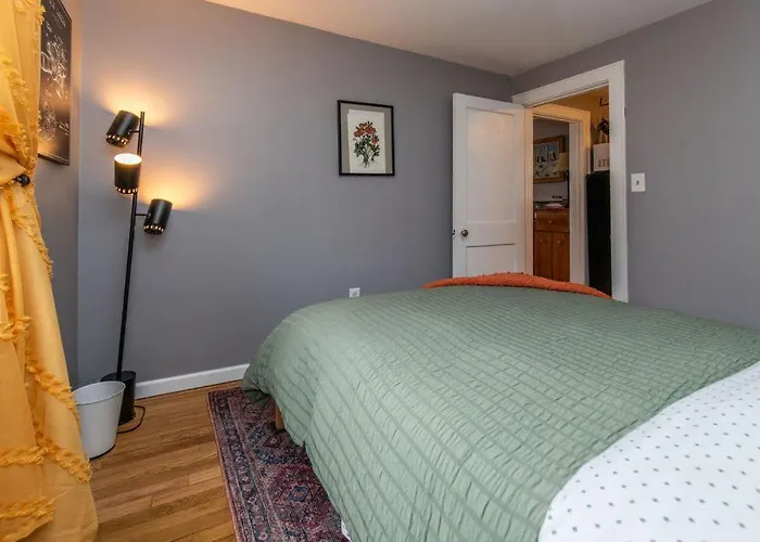 Perfectly Located Private Apartment