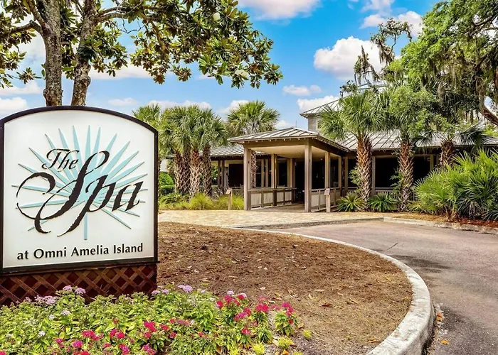 Comfort And Style At Aip Resort