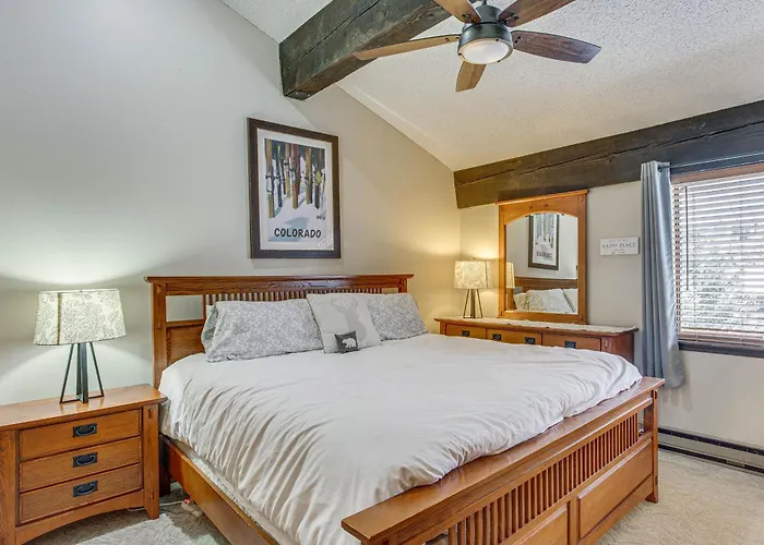 Colorado Escape W/ Pool Access & Mountain Views!