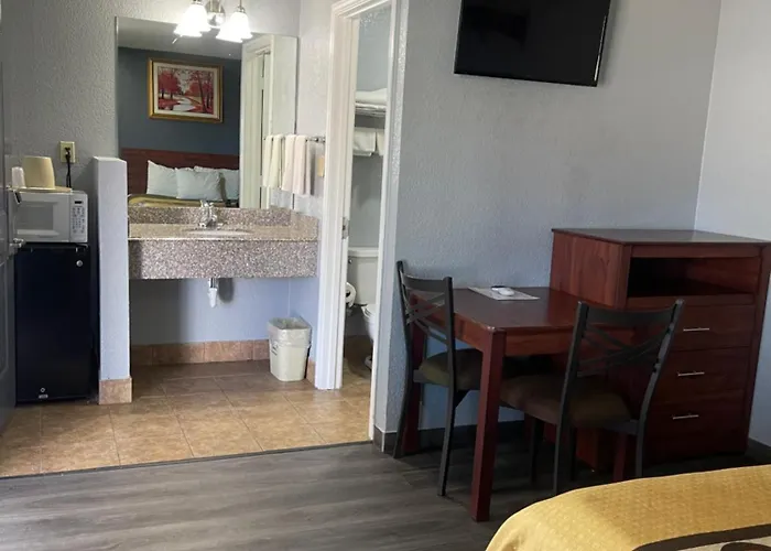 Budget Inn Buffalo