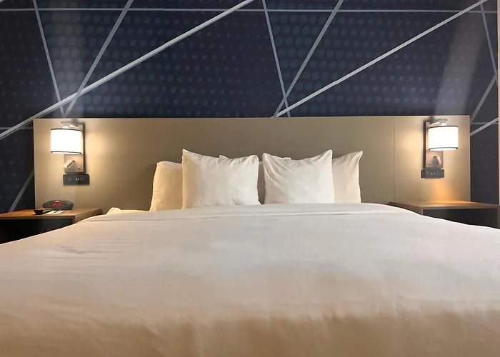 Comfort Suites Louisville Airport