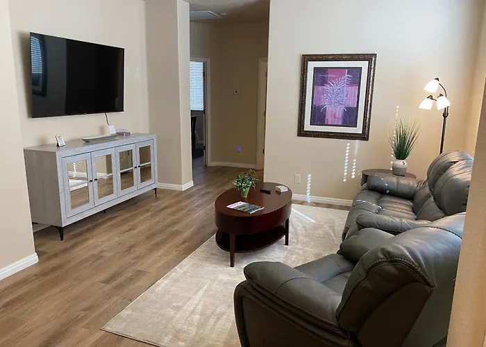 Luxurious Condo At The Springs By Cool Properties