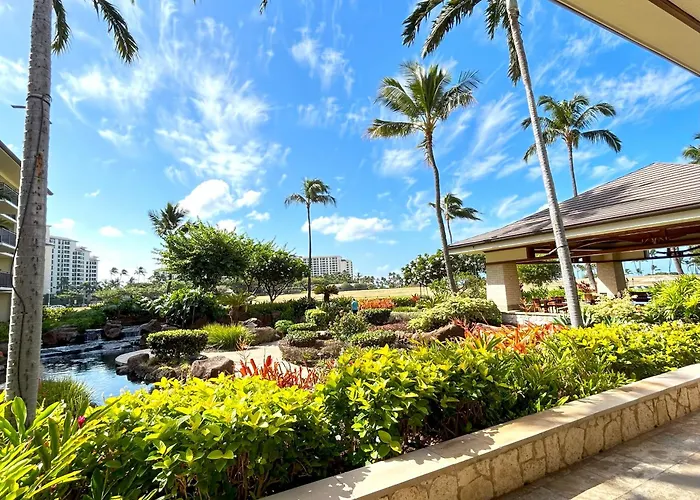 Ko Olina Beach Villas: Luxury Ocean View Condo with Lagoon Access