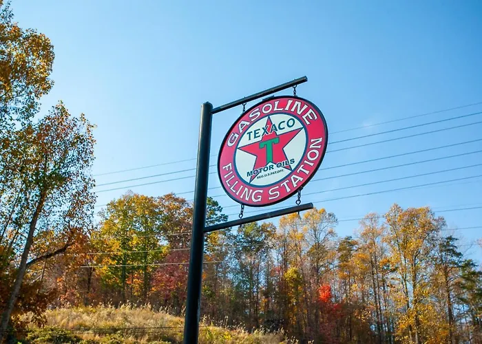 Airplane Filling Station -Unique Stay In Knoxville