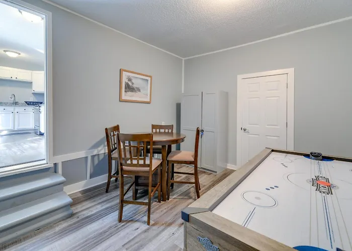 New Bern Abode W/ Yard ~ 2 Mi To Neuse River