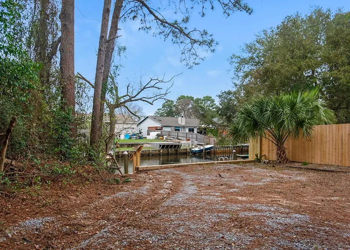 Gulf Brz-Beaches-Dwntwn Pns-Pet Friendly-Canal