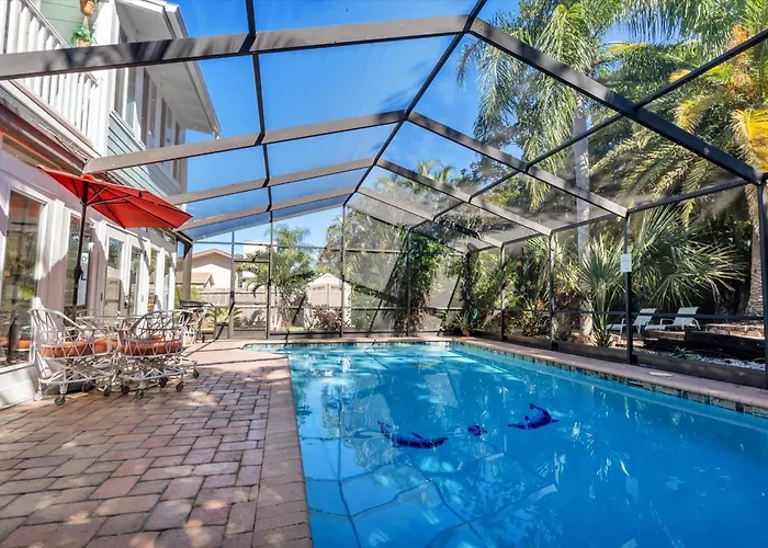Sleep 18 Heated Pool Tiki 5 Min To Beach Kayak