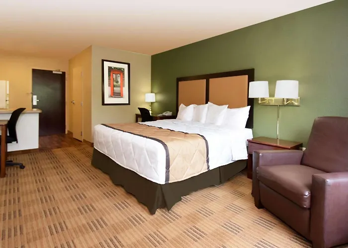 Extended Stay America Suites - Chicago - Skokie