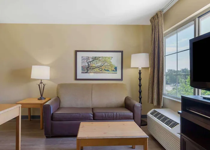 Mainstay Suites Washington Dulles Airport