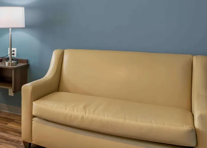 Extended Stay America Select Suites - Indianapolis - West