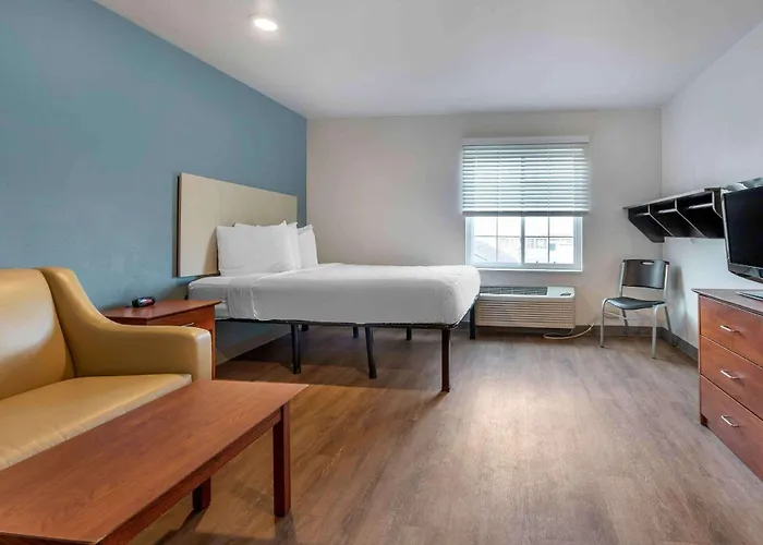 Extended Stay America Select Suites - Indianapolis - West
