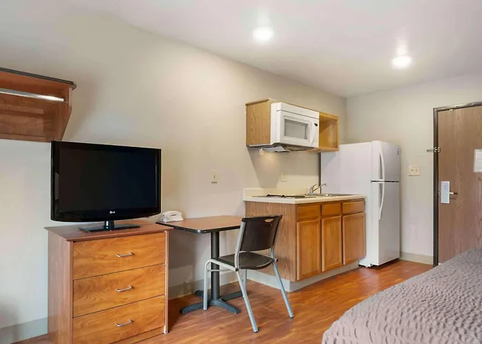 Extended Stay America Select Suites - Cincinnati - Florence - Airport