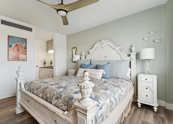 Oceanfront Beach House, Satellite Beach