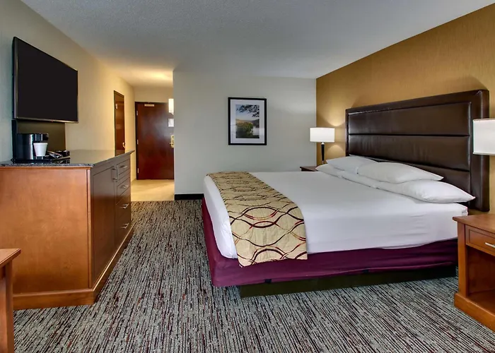 Drury Inn & Suites Bowling Green