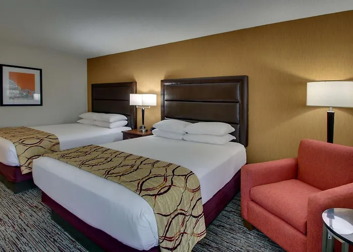 Drury Inn & Suites Evansville East
