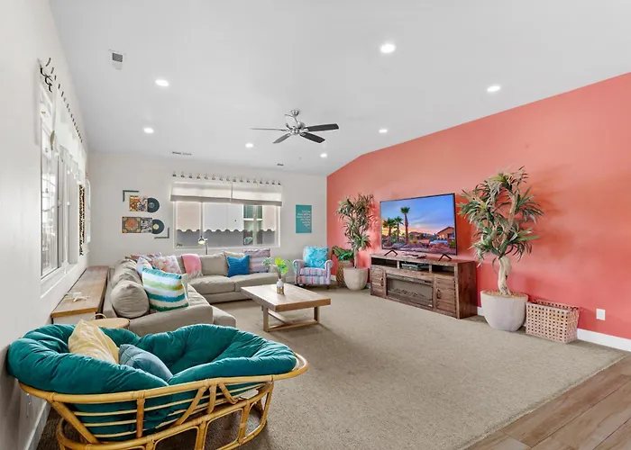 Pv 110 Themed Rooms, Ps4, Ping Pong, Pack N' Play, Electric Fire Place, Games, And More
