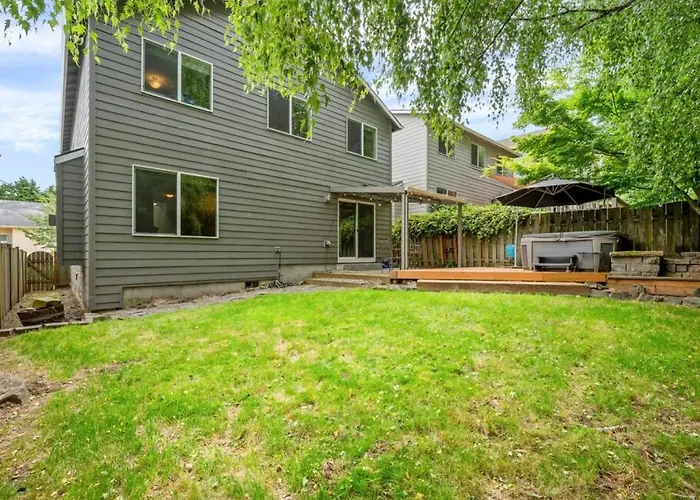 Troutdale Treasure - Spacious 3Br, 3 Bath Home Near Edgefield