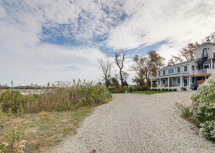 Unique Scituate Vacation Rental On Herring River!