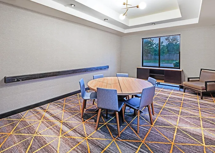 Holiday Inn & Suites Stillwater-University West By Ihg