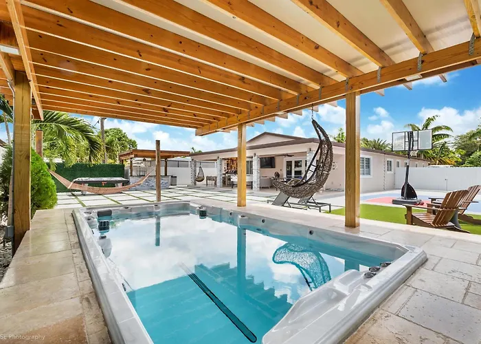 Peaceful Rental Retreat In Miami Jacuzzi, Bbq L25
