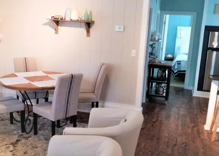 Anchor Inn Boutique Hotel