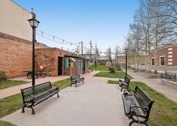 12Private Room With Kitchen Dog Friendly Leadville