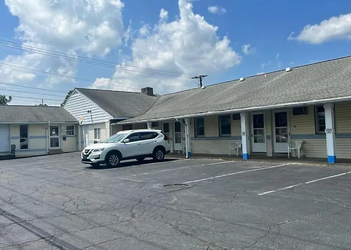 Budget Host Inn
