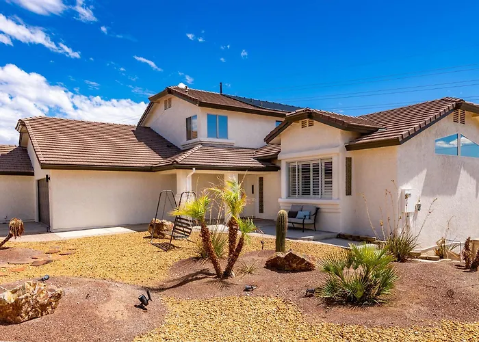 Lakeview Home Minute From New Launch With Pool And Spa