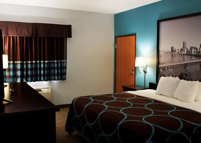 Super 8 By Wyndham Grove City