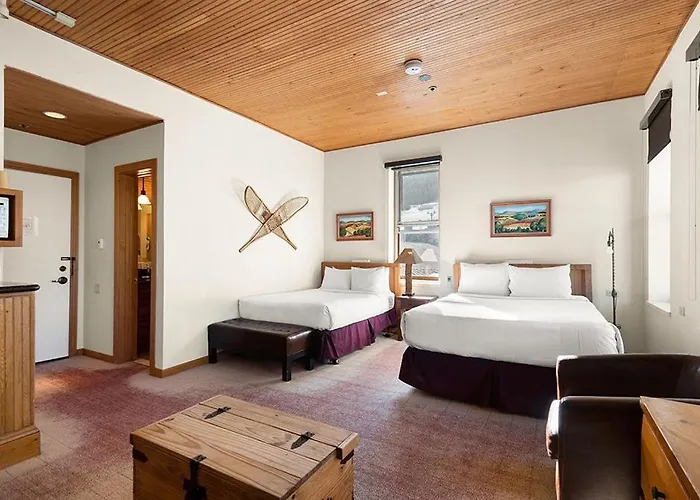 Independence Square Unit 313, Downtown Hotel Room In Aspen With Rooftop Hot Tub