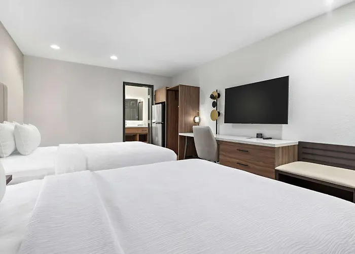 Baymont By Wyndham Beaumont
