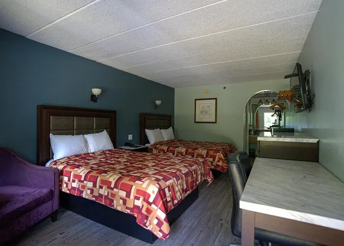 Excel Inn & Suites
