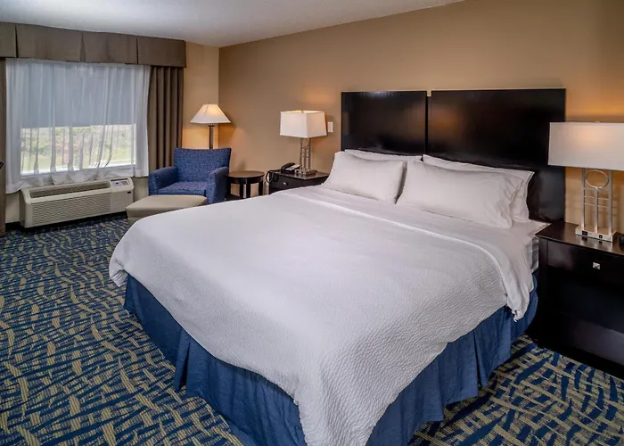 Holiday Inn Express & Suites Lebanon By Ihg