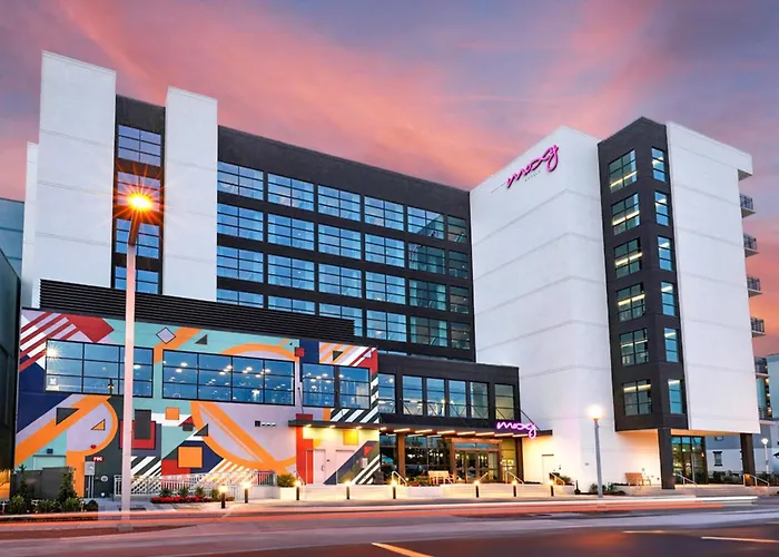 Moxy Virginia Beach Oceanfront