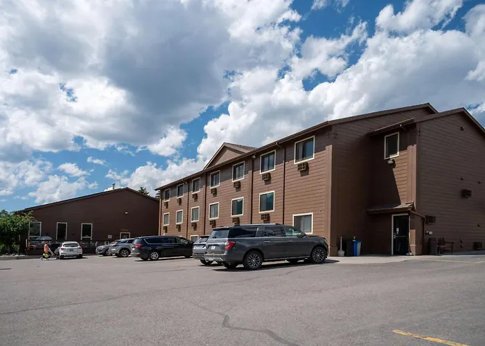 Super 8 By Wyndham Gardiner/Yellowstone Park Area