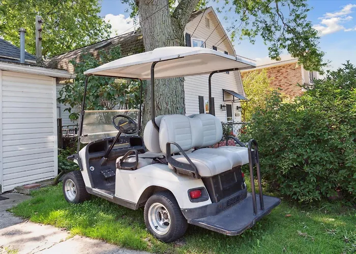 Lakefront Family Home/Golf Cart/Beach