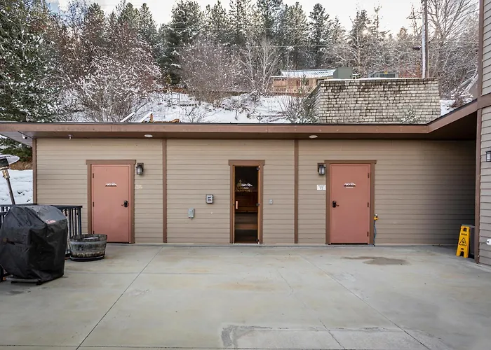 Penthouse Studio W Mtn Sunrise Views & Near Silver Mtn