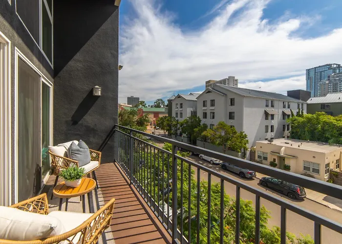 The Italian Retreat, Little Italy