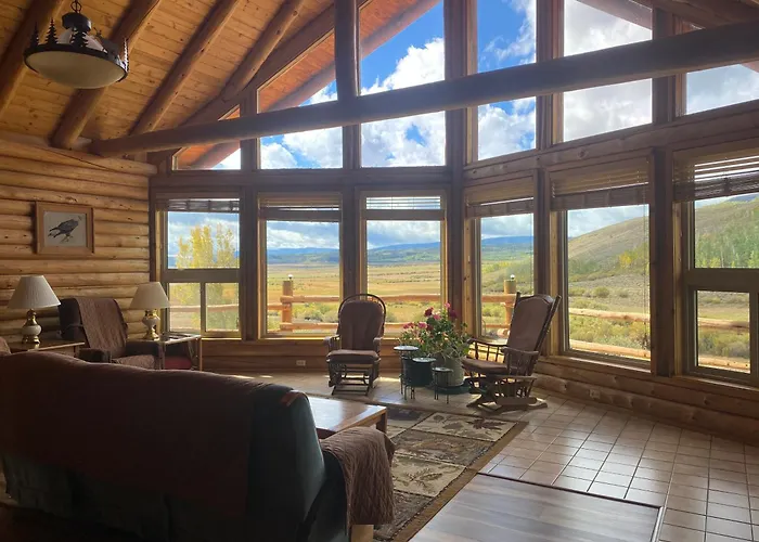 Wapiti Retreat At 22 West Cabins And Recreation