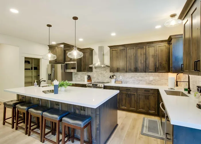 Garden City Vacation Rental: Walk To Bear Lake