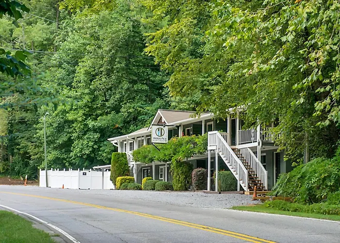 Hickory Falls Inn