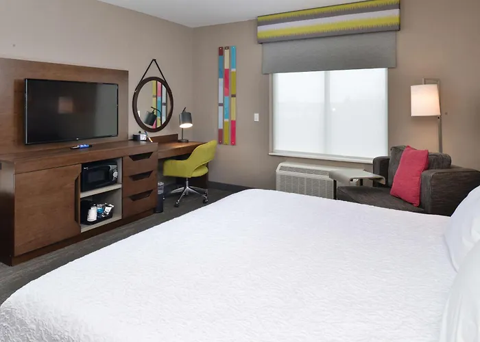 Hampton Inn & Suites Adrian, Mi